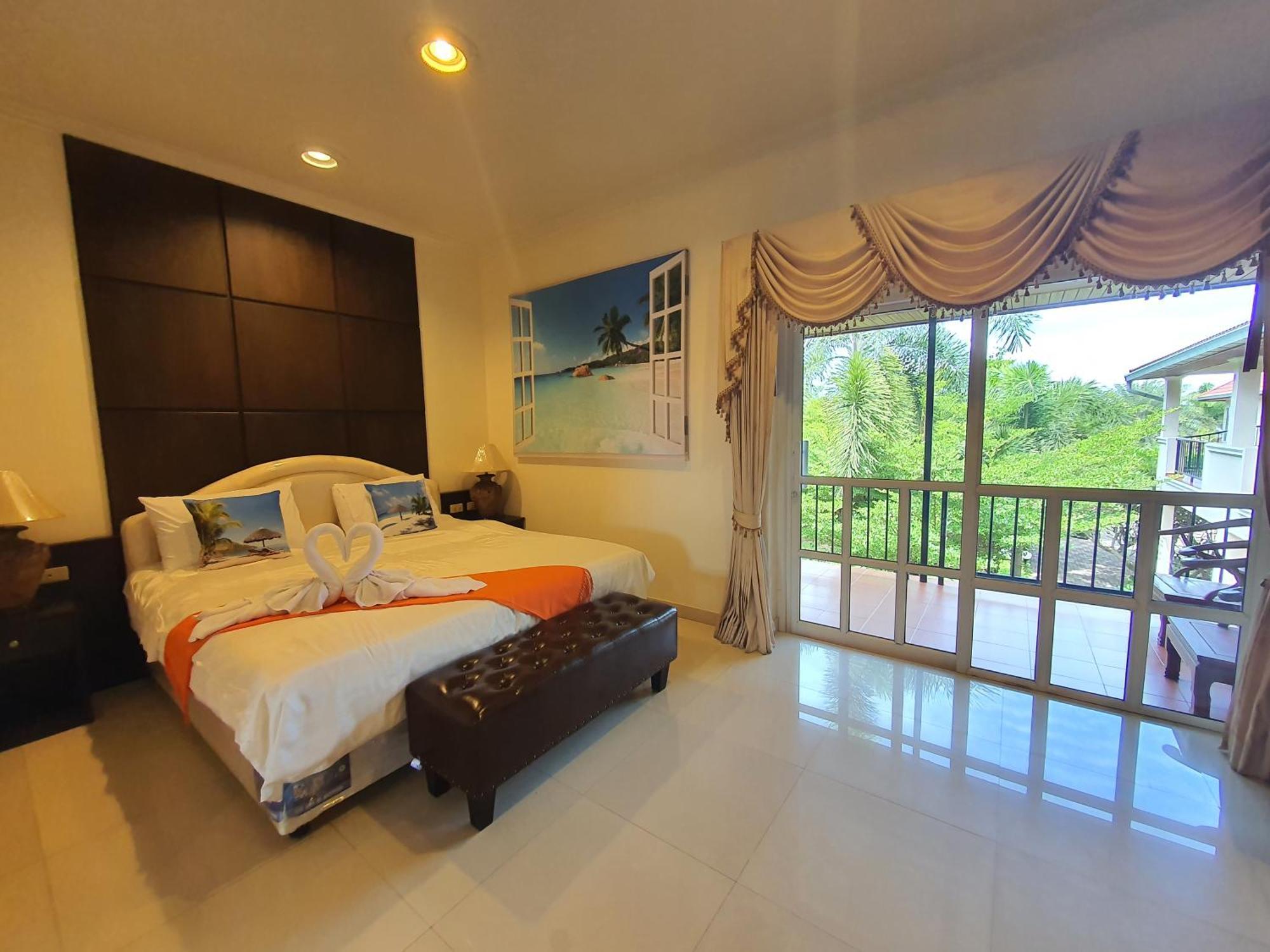 Serene Sands Bang Lamung Exterior photo