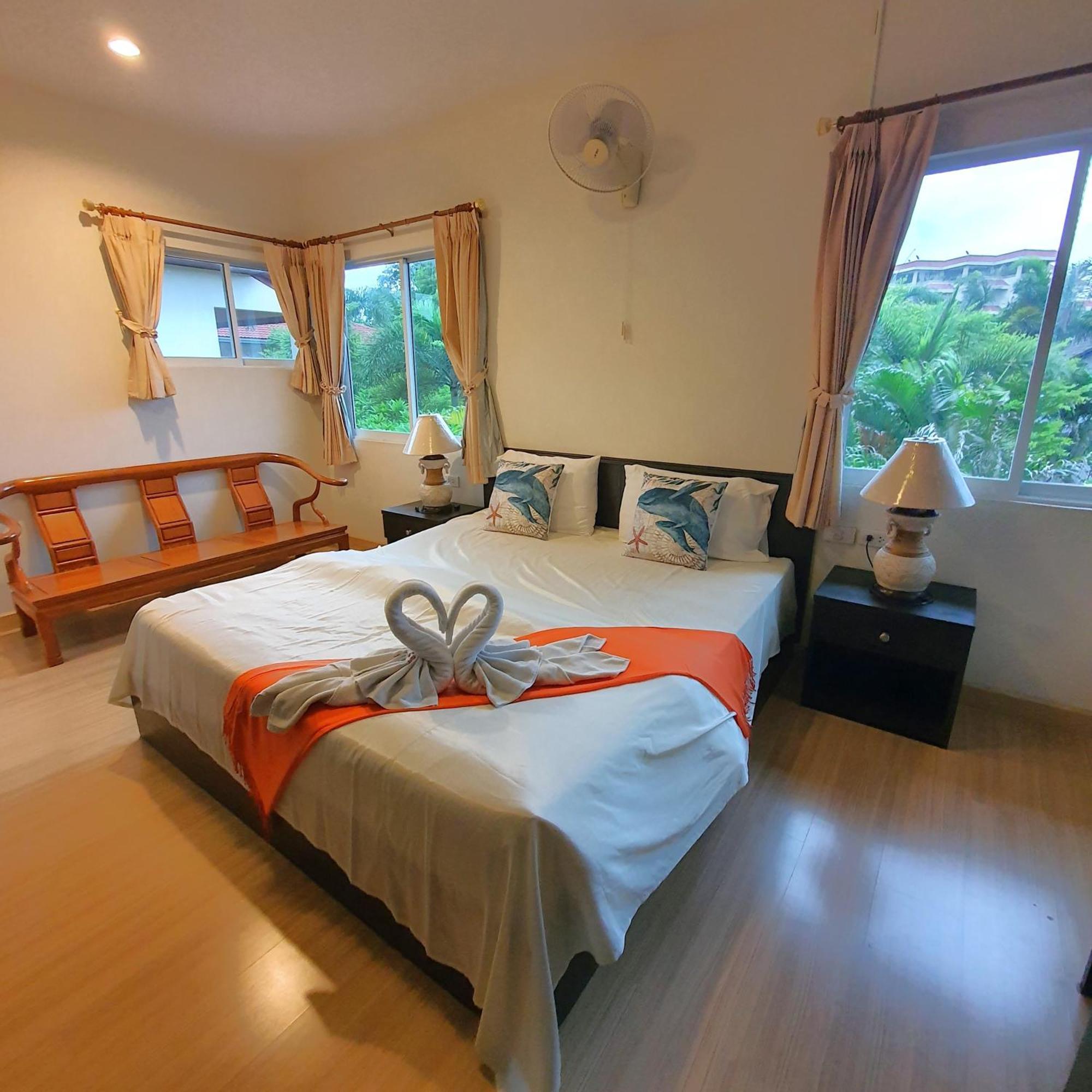Serene Sands Bang Lamung Room photo
